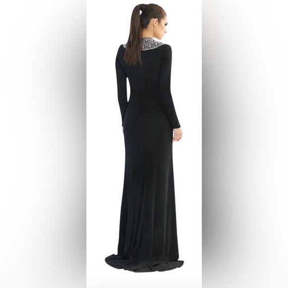 Mac Duggal 25926 NWOT Embellished Black Collar Jersey Gown - Picture 2 of 6